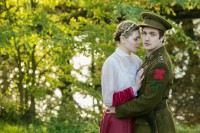 /album/apercu-en-photos/george-banks-stephen-wraysford-and-carolin-stoltz-isabelle-azaire-from-the-2014-touring-production-of-birdsong-photo-credit-jack-ladenburg-6-jpg/